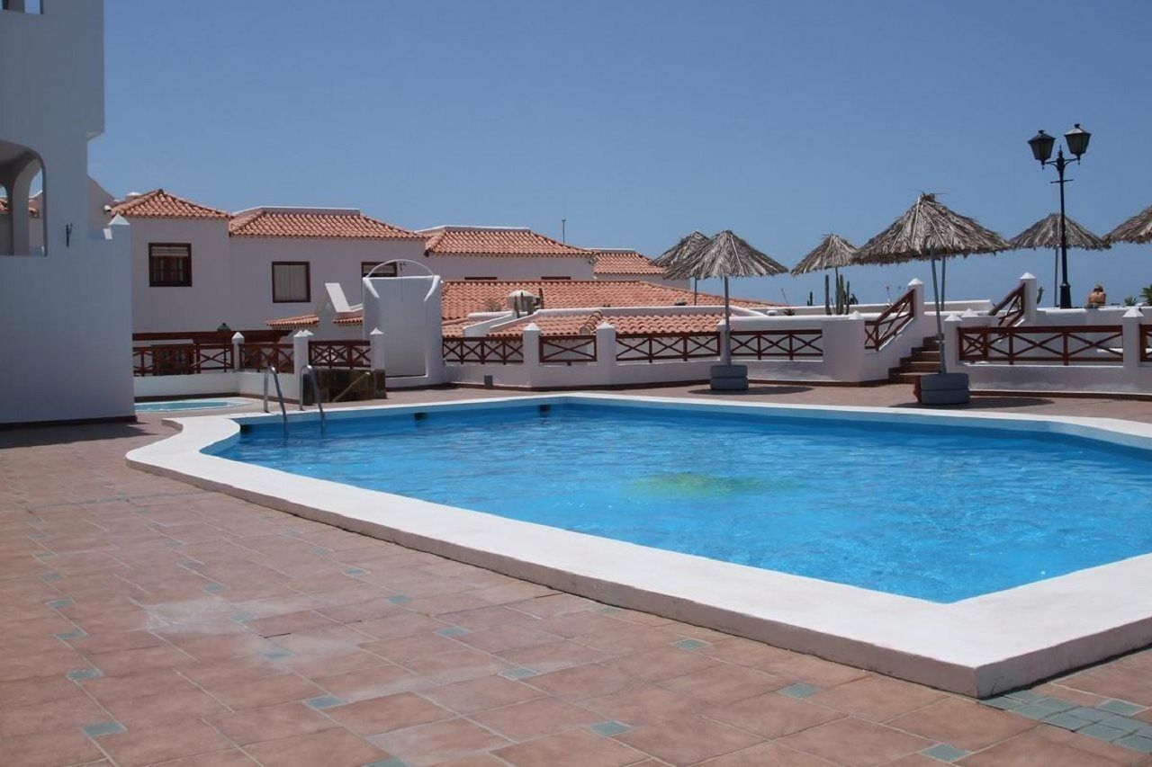 Club El Beril Aparthotel Costa Adeje  Exterior photo